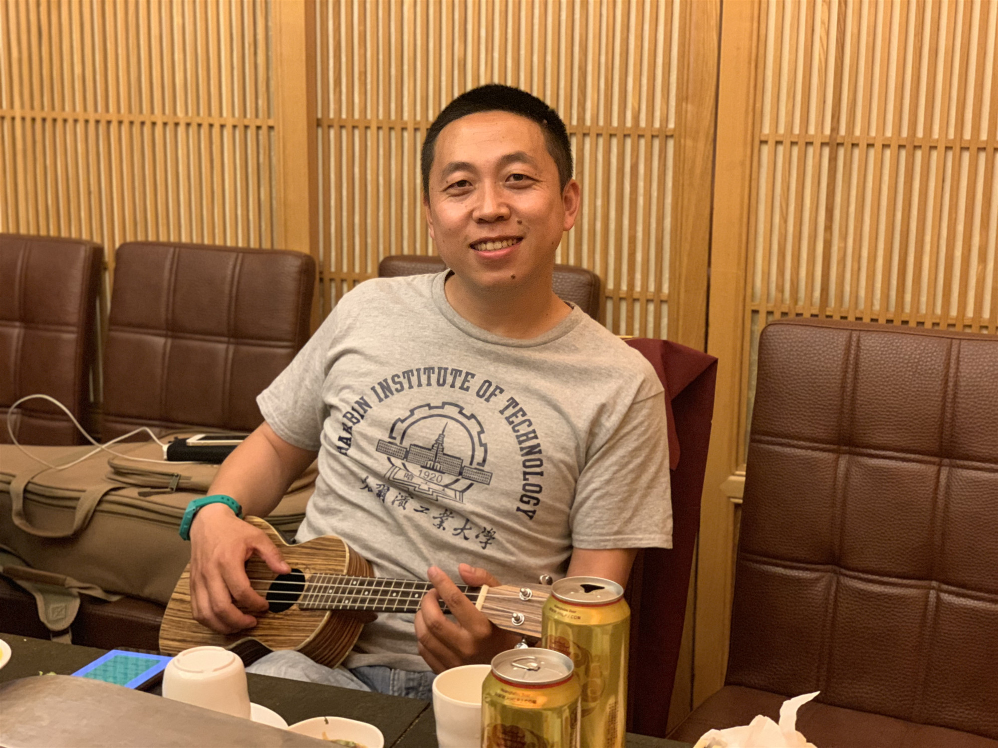 0813fm